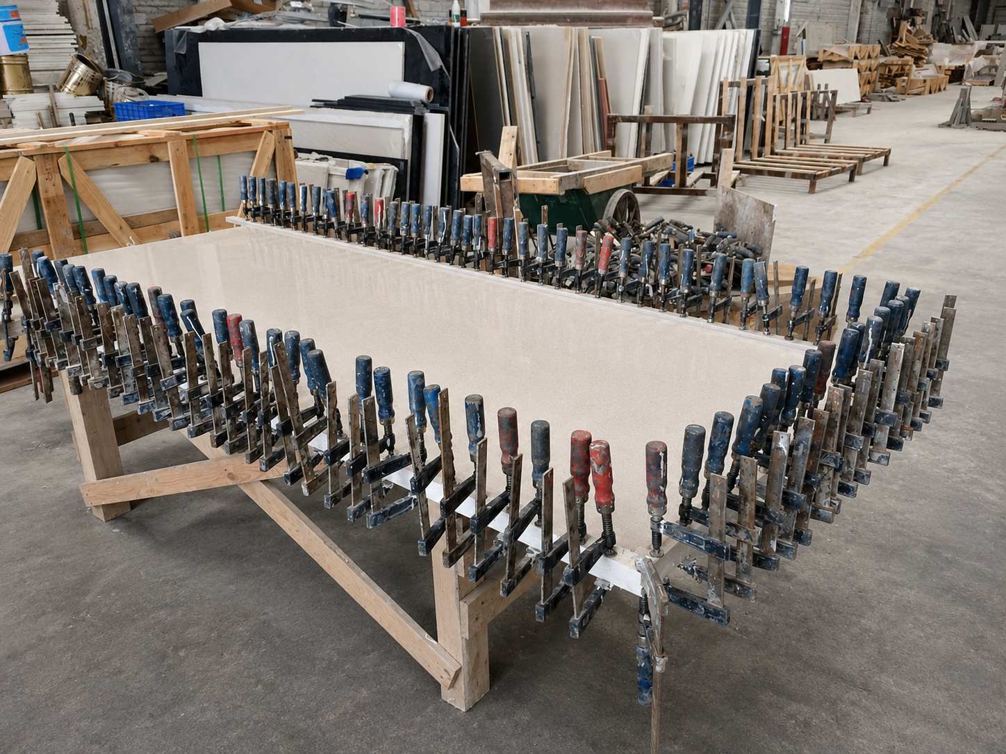 Batch-fabricated quartz vanity tops prepared for a U.S. multifamily project by Aoli Stone 